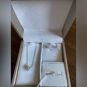 Cubic zirconia heart set in box size 6 ring